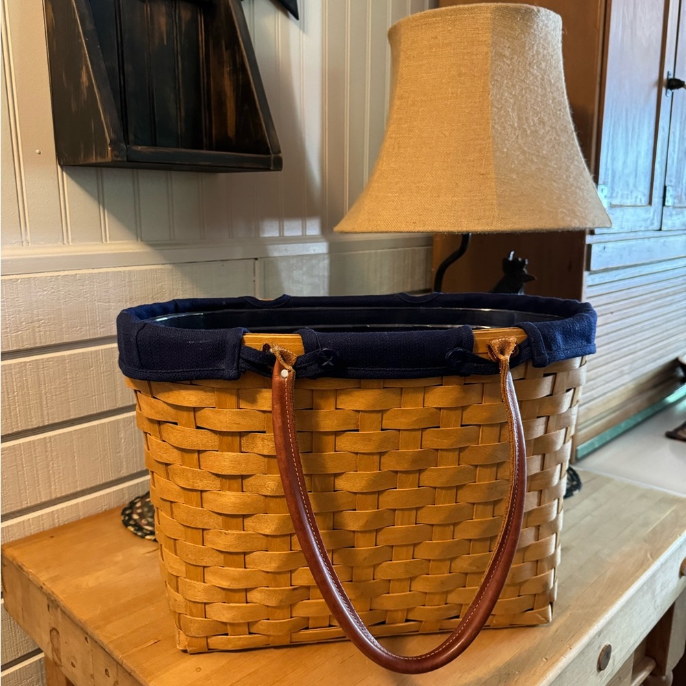Longaberger Large Boardwalk Basket 2004
